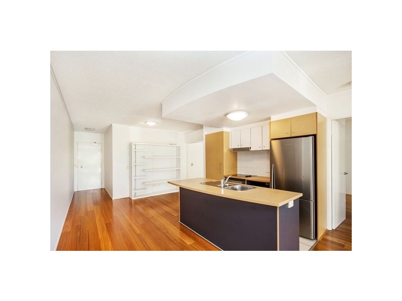 15 Goodwin Street, Kangaroo Point QLD 4169