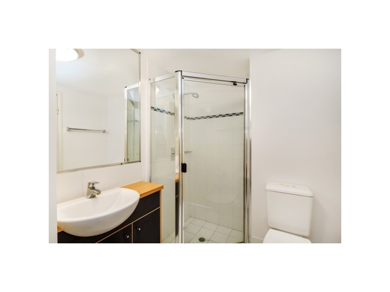 15 Goodwin Street, Kangaroo Point QLD 4169