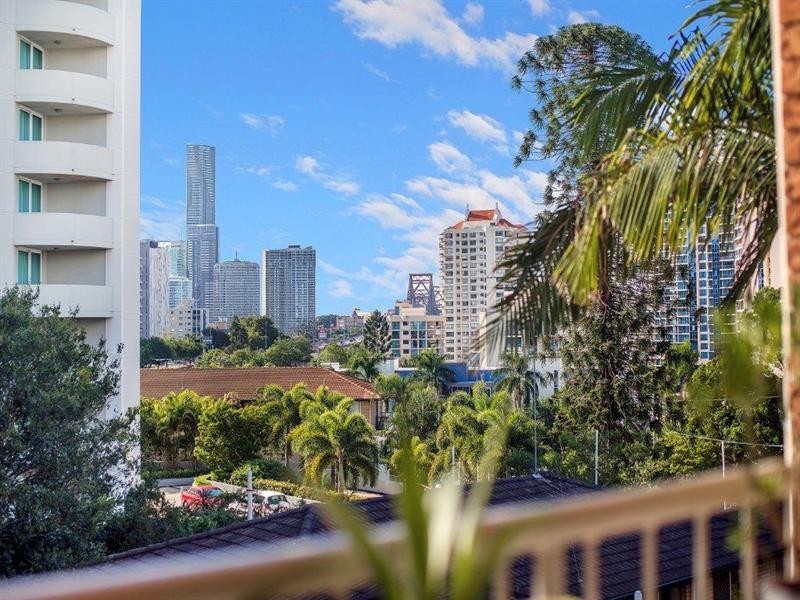 45 Lambert Street, Kangaroo Point QLD 4169