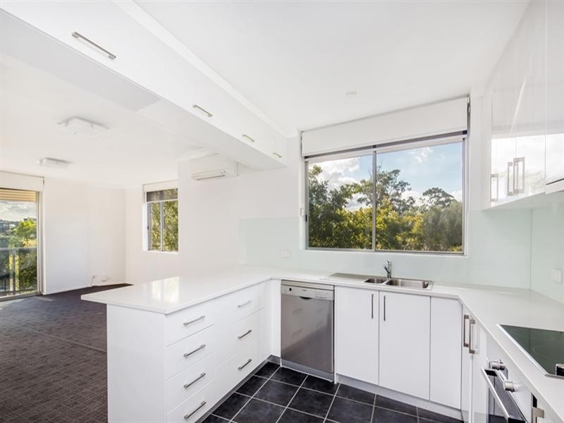 132 River Terrace, Kangaroo Point QLD 4169