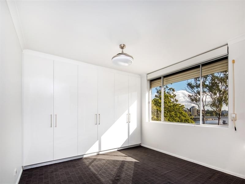 132 River Terrace, Kangaroo Point QLD 4169