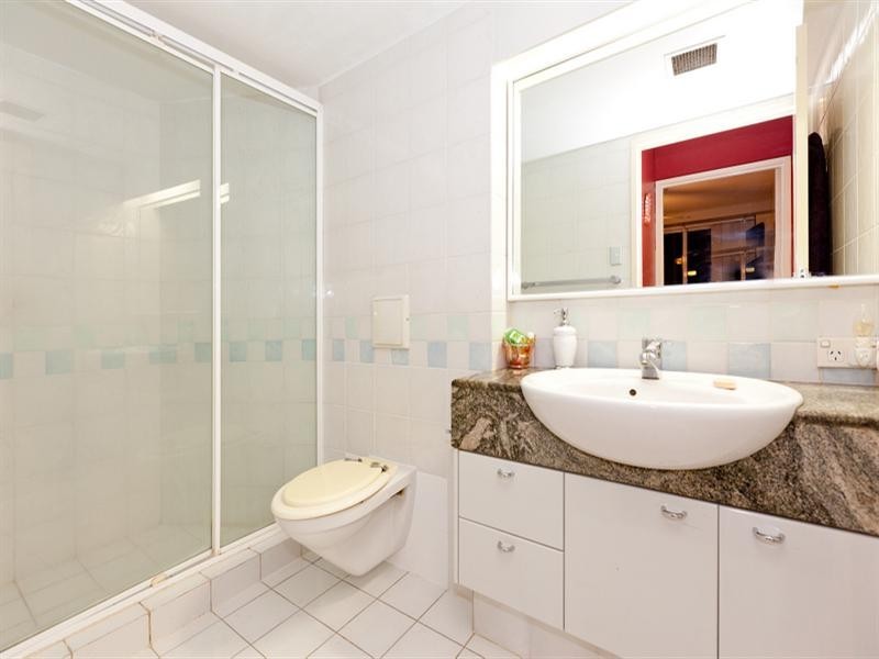 16 Bright Street, Kangaroo Point QLD 4169