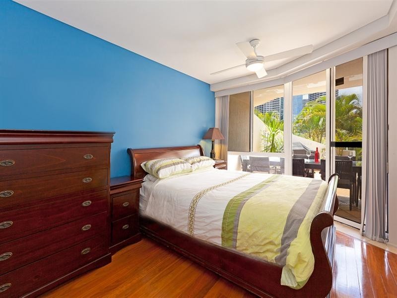 16 Bright Street, Kangaroo Point QLD 4169