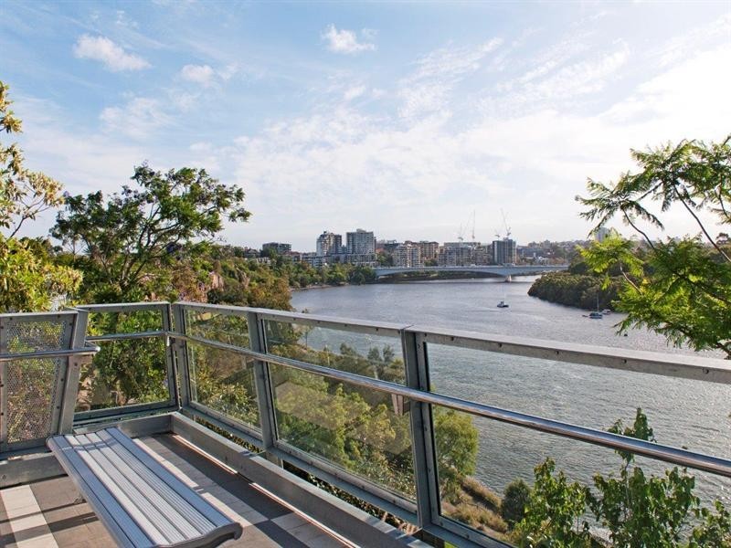 33/236 River Terrace, Kangaroo Point QLD 4169