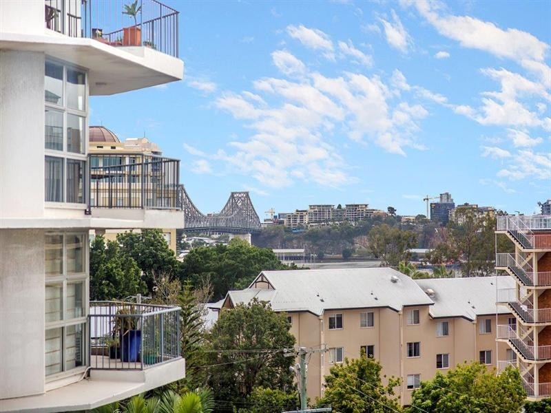 24/75 Thorn Street, Kangaroo Point QLD 4169