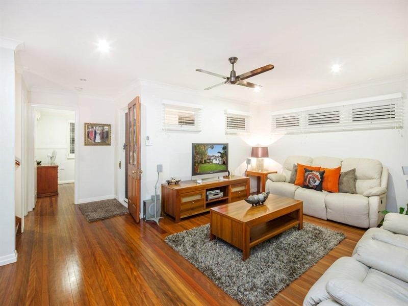 23 Walkers Drive, Balmoral QLD 4171