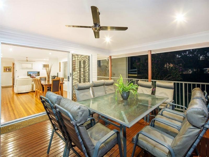 23 Walkers Drive, Balmoral QLD 4171