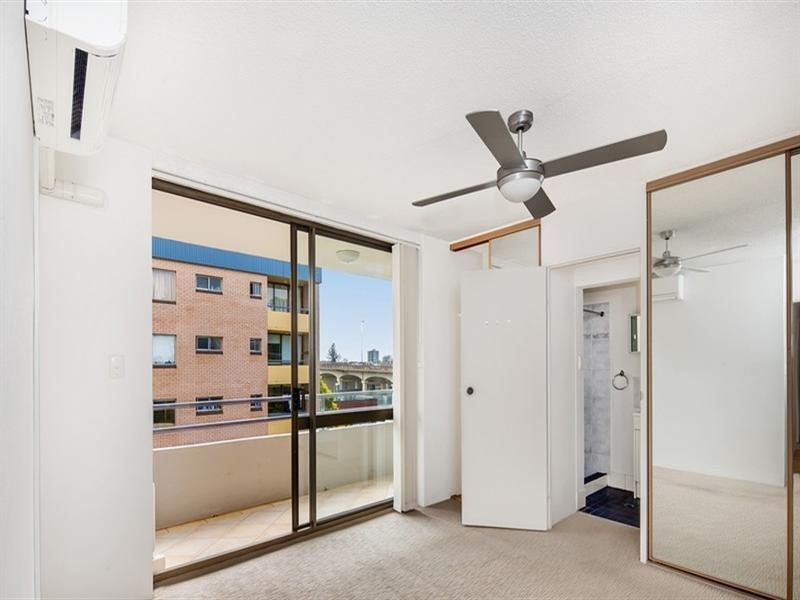 245 Main Street, Kangaroo Point QLD 4169