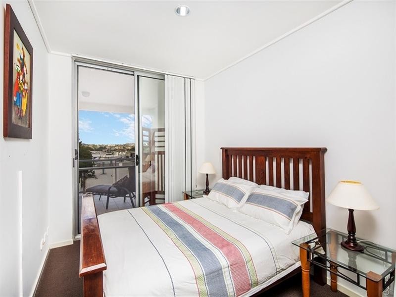 33 Lytton Road, East Brisbane QLD 4169