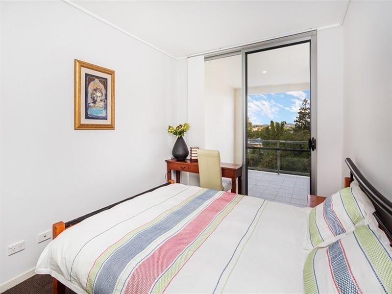 33 Lytton Road, East Brisbane QLD 4169