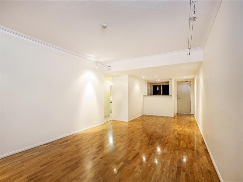 236 River Terrace, Kangaroo Point QLD 4169