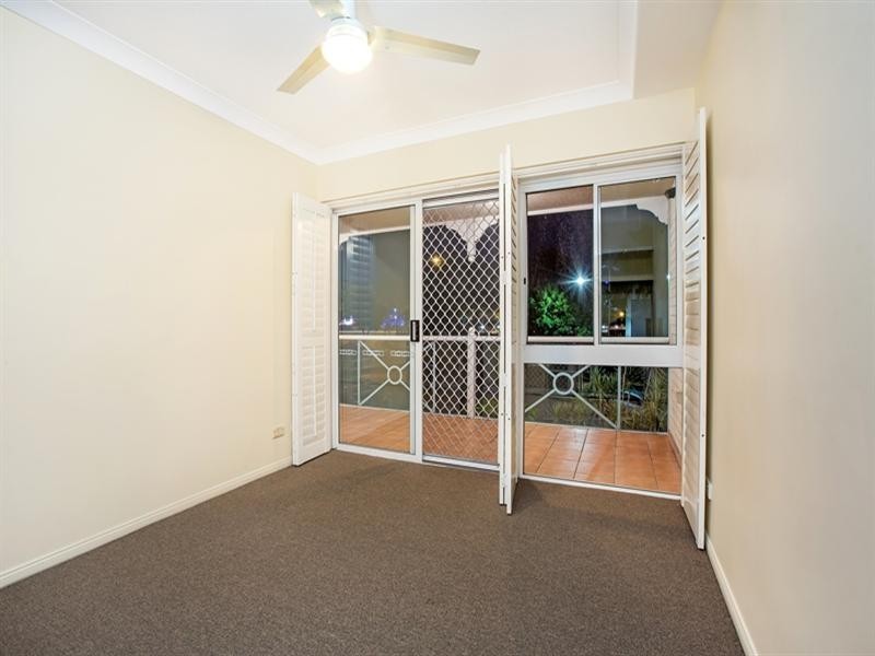 236 River Terrace, Kangaroo Point QLD 4169