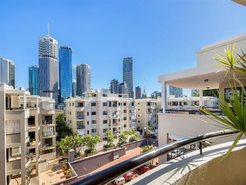125/193 Main Street, Kangaroo Point QLD 4169
