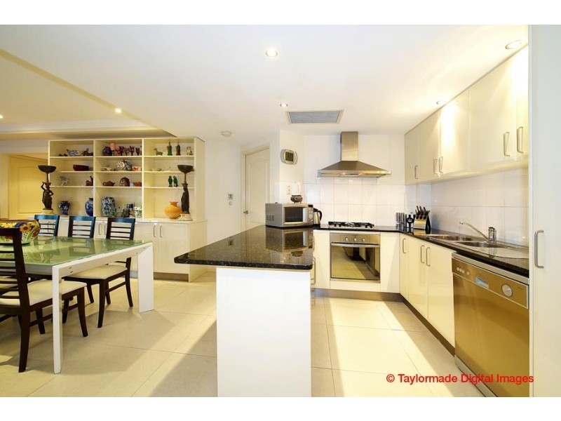 161 Main Street, Kangaroo Point QLD 4169
