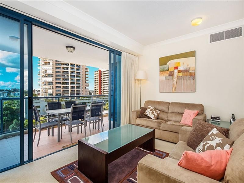 24/29 Darragh Street, Kangaroo Point QLD 4169