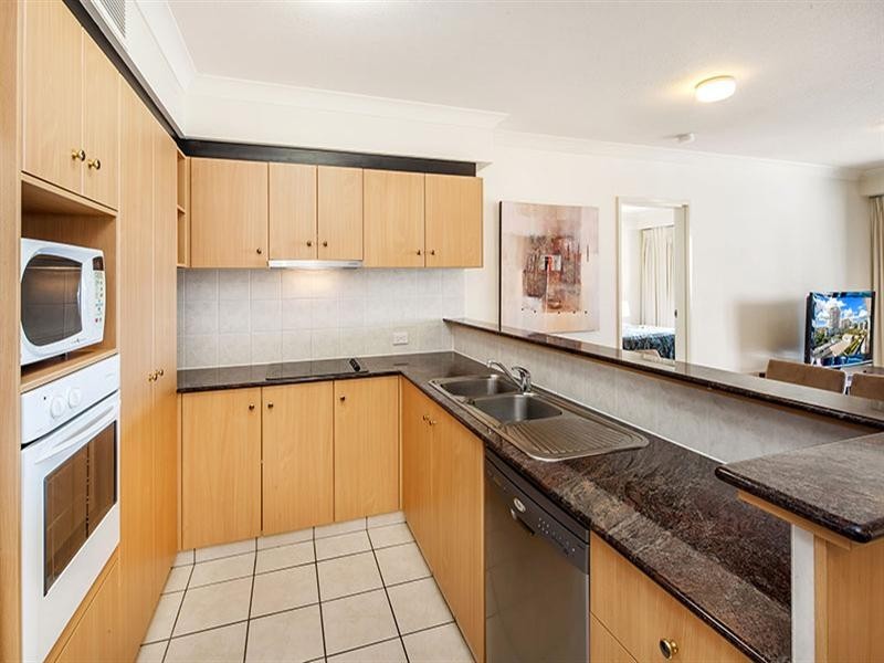 24/29 Darragh Street, Kangaroo Point QLD 4169