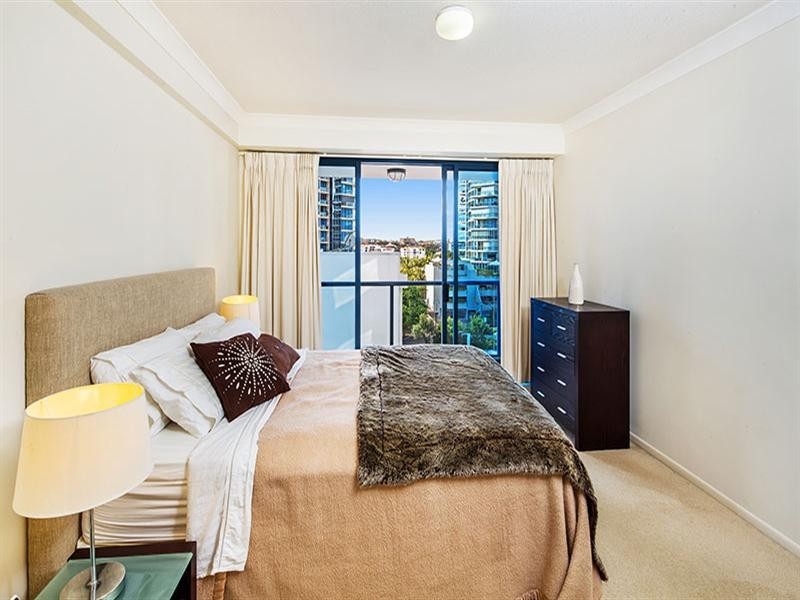24/29 Darragh Street, Kangaroo Point QLD 4169