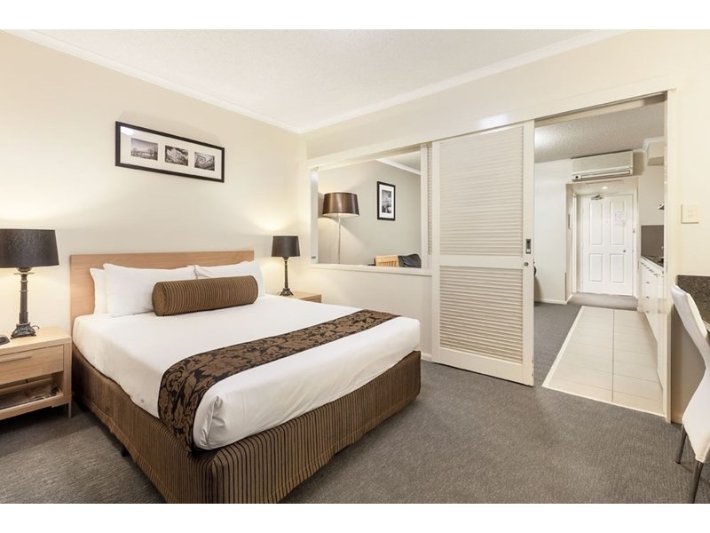 238/85 Deakin Street, Kangaroo Point QLD 4169