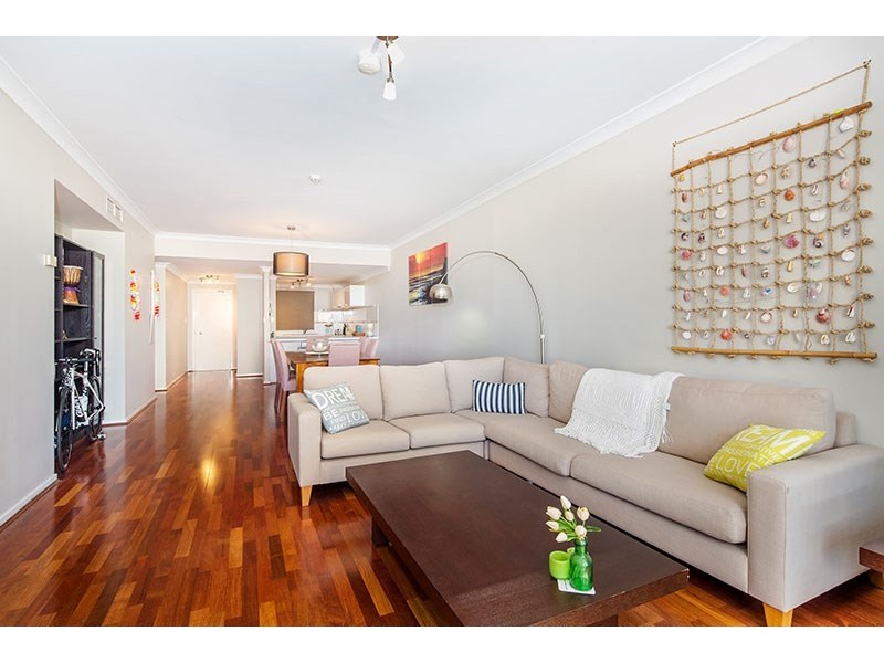 215/35 Prospect Street, Kangaroo Point QLD 4169