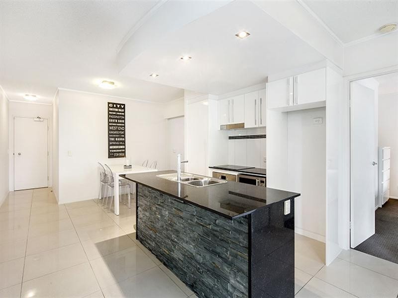 78/15 Goodwin Street, Kangaroo Point QLD 4169