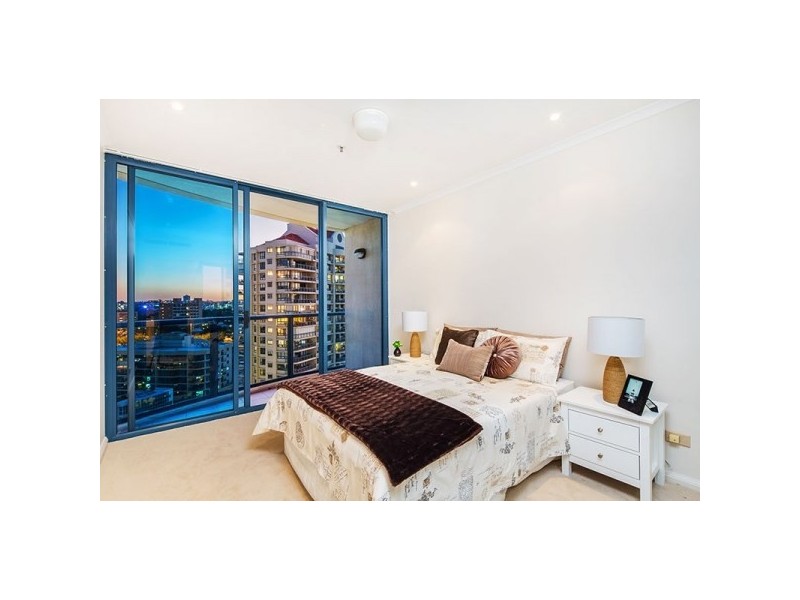 73/8 Goodwin Street, Kangaroo Point QLD 4169