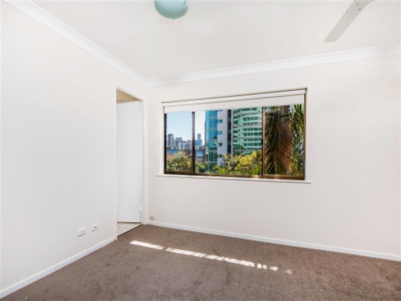 45 Lambert Street, Kangaroo Point QLD 4169