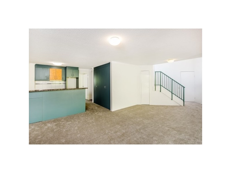 219 Wellington Road, Kangaroo Point QLD 4169