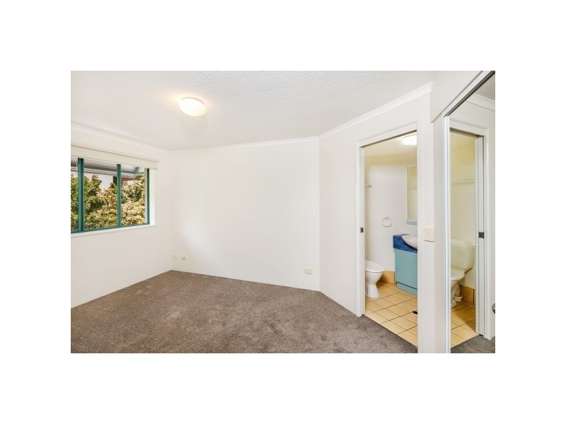 219 Wellington Road, Kangaroo Point QLD 4169