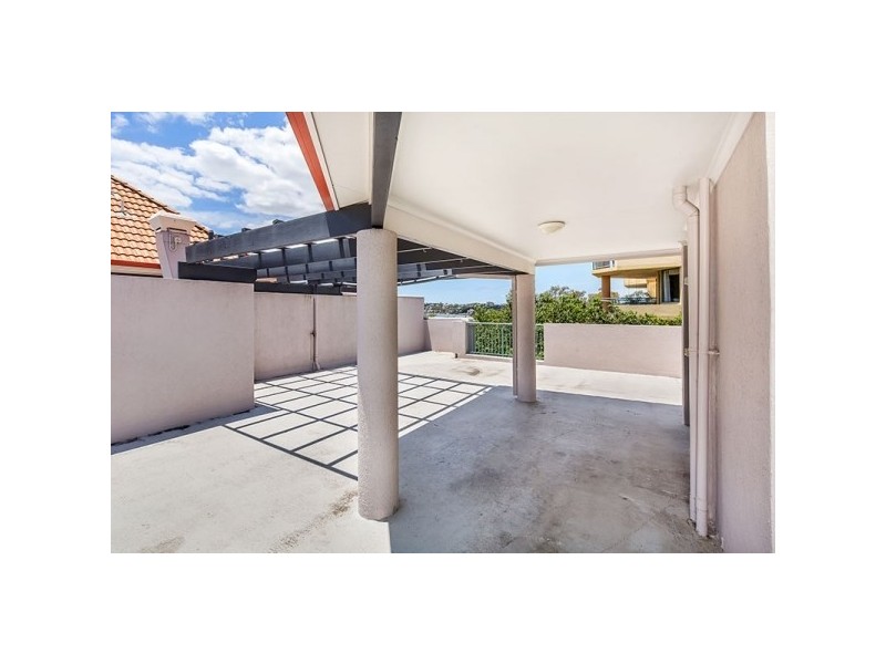 219 Wellington Road, Kangaroo Point QLD 4169