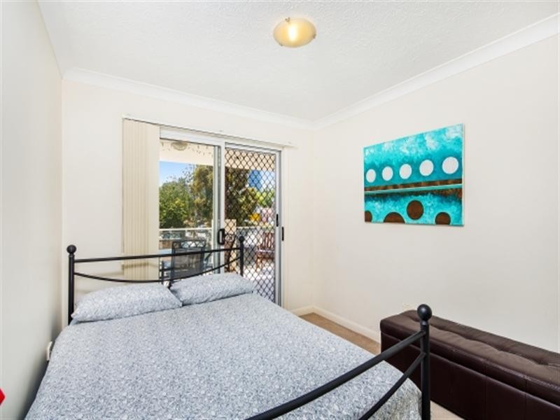 2/275 Shafston Avenue, Kangaroo Point QLD 4169