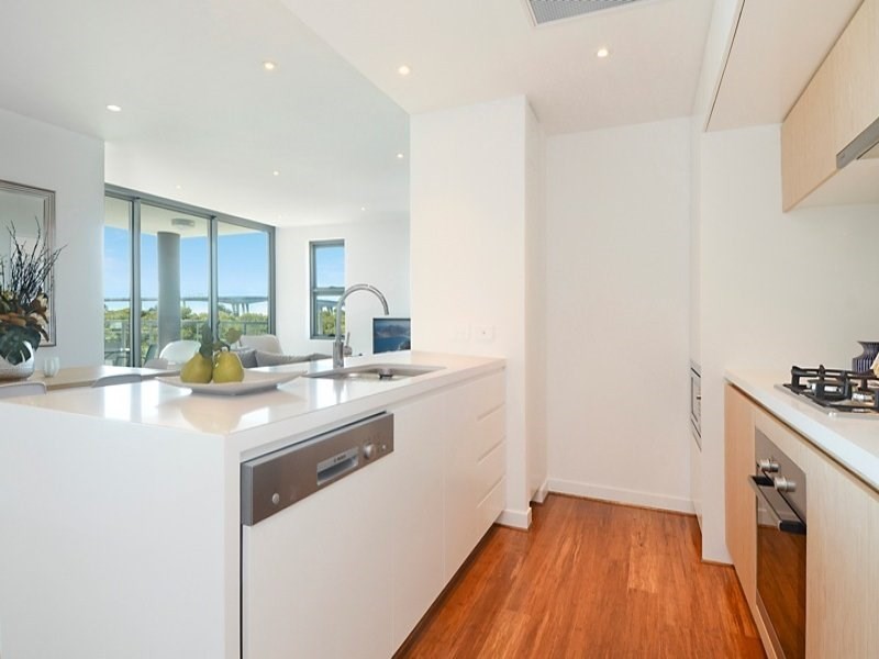 3406/126 Parkside Circuit, Hamilton QLD 4007