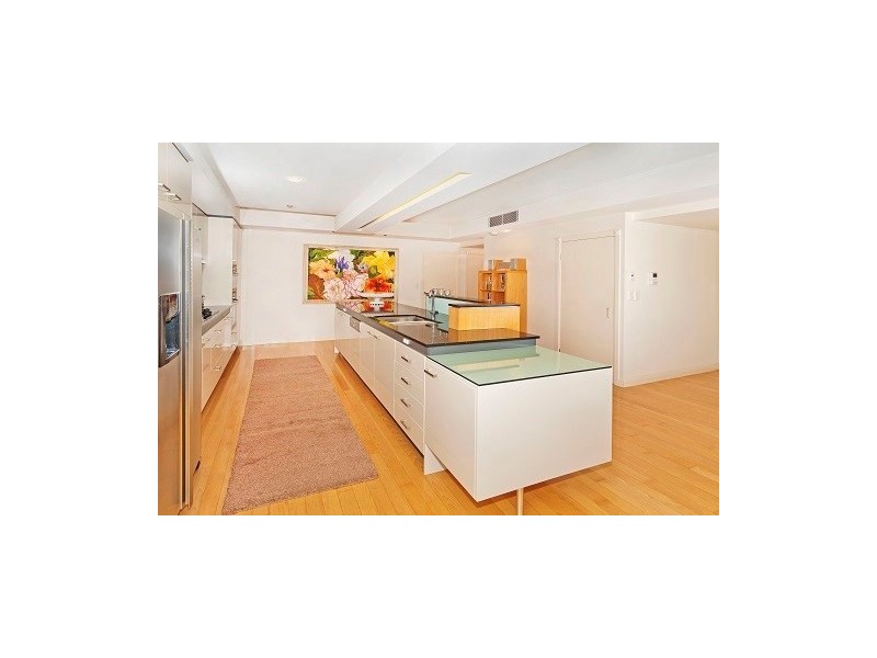 22/98 Thorn Street, Kangaroo Point QLD 4169