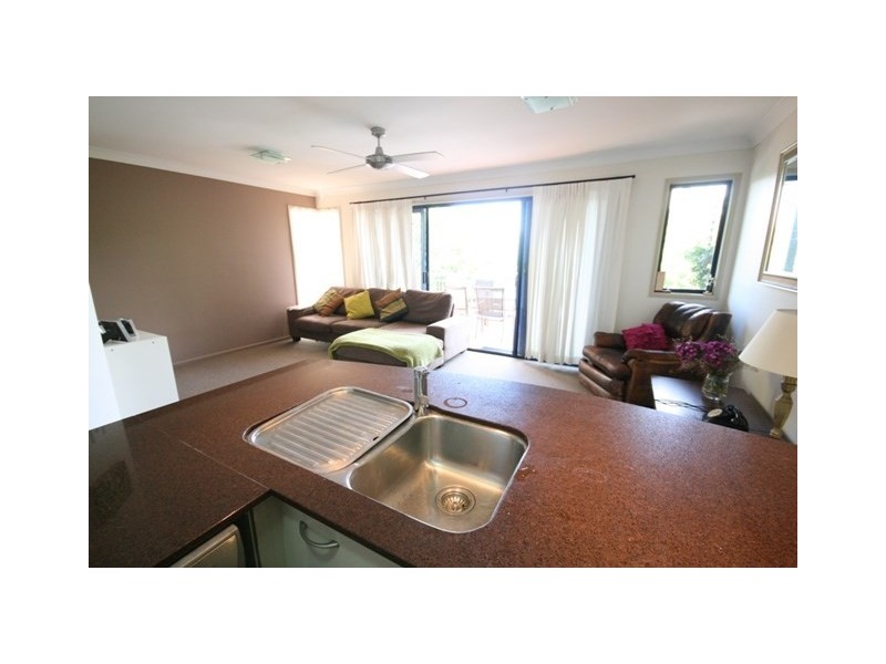 30 Clarendon Street, East Brisbane QLD 4169