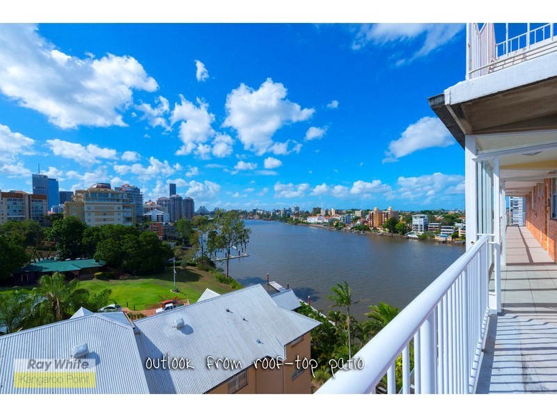 64 Thorn Street, Kangaroo Point QLD 4169