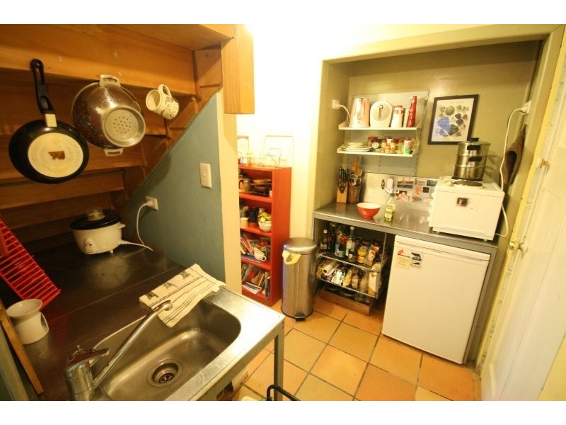 6 Waverley Street, Teneriffe QLD 4005