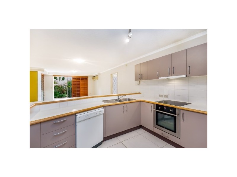 98 Holman Street, Kangaroo Point QLD 4169