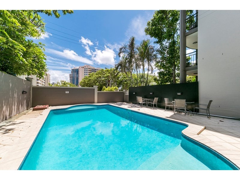 4/39 Cairns Street, Kangaroo Point QLD 4169