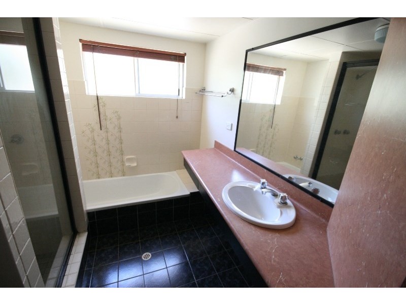 235 Main Street, Kangaroo Point QLD 4169