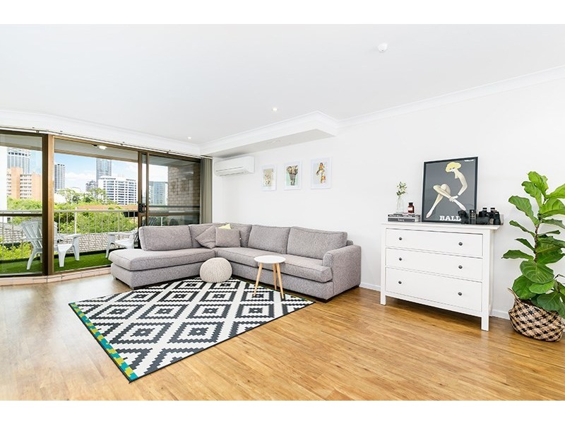 9/45 Lambert Street, Kangaroo Point QLD 4169