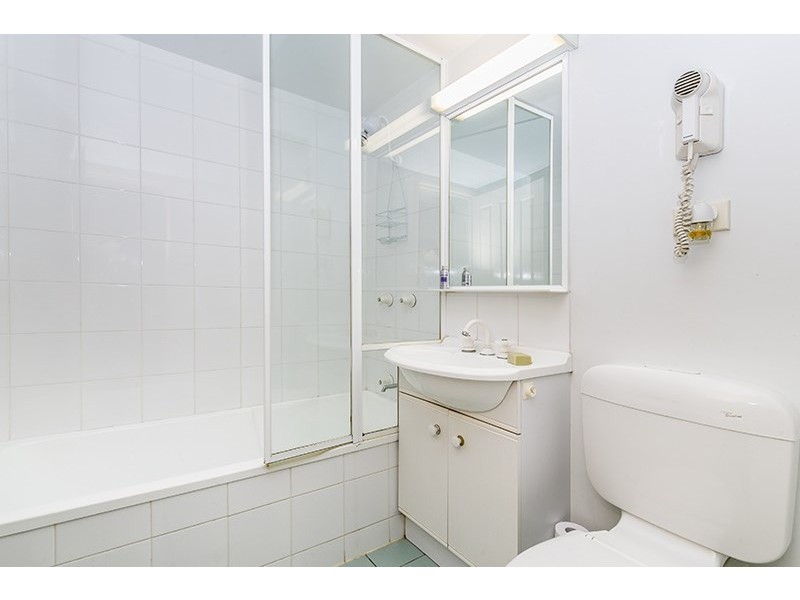 355/85 Deakin Street, Kangaroo Point QLD 4169