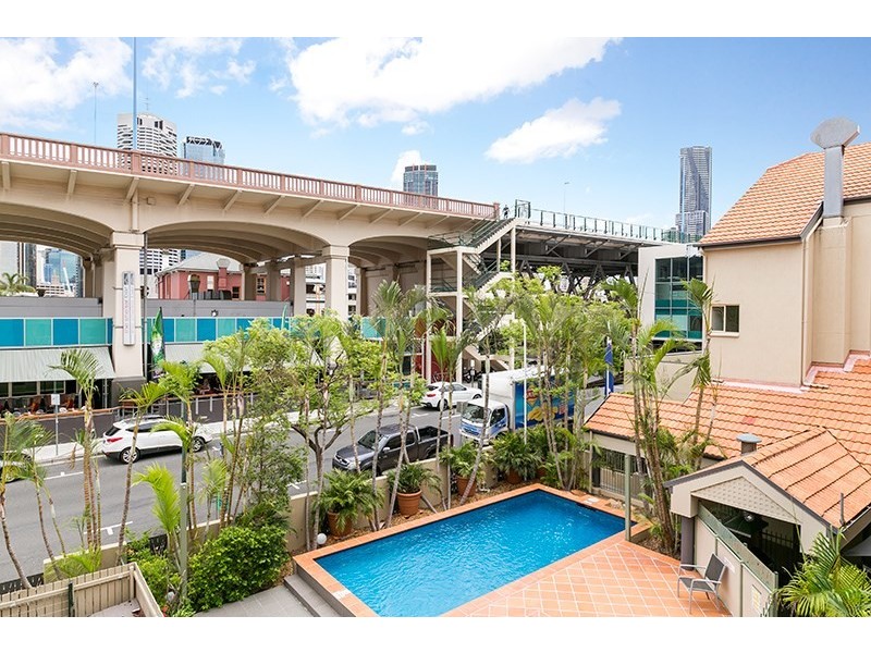 355/85 Deakin Street, Kangaroo Point QLD 4169