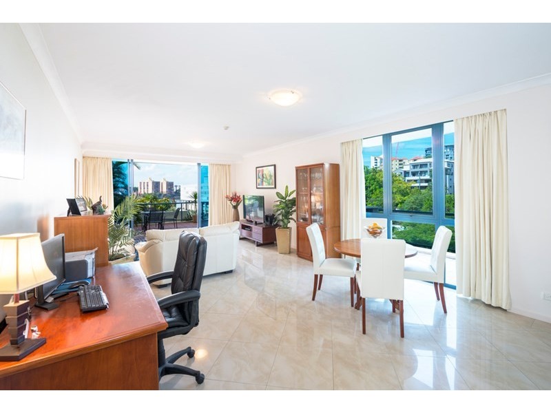 220/35 Ferry Street, Kangaroo Point QLD 4169