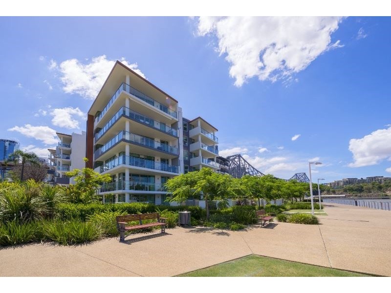 25 Anderson Street, Kangaroo Point QLD 4169