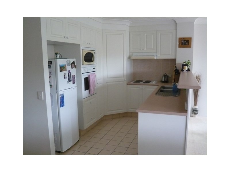 10/16 Paradise Island, Surfers Paradise QLD 4217