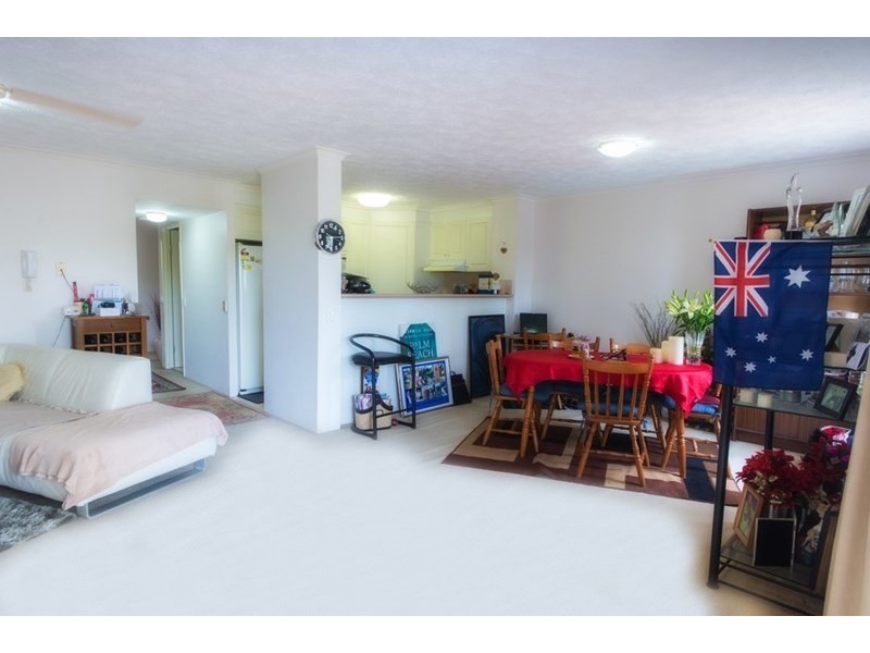 10/16 Paradise Island, Surfers Paradise QLD 4217