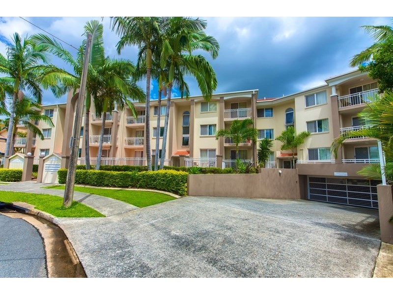 10/16 Paradise Island, Surfers Paradise QLD 4217