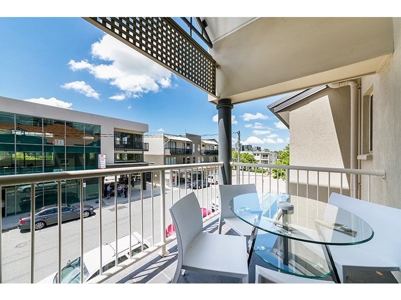 342/85 Deakin Street, Kangaroo Point QLD 4169