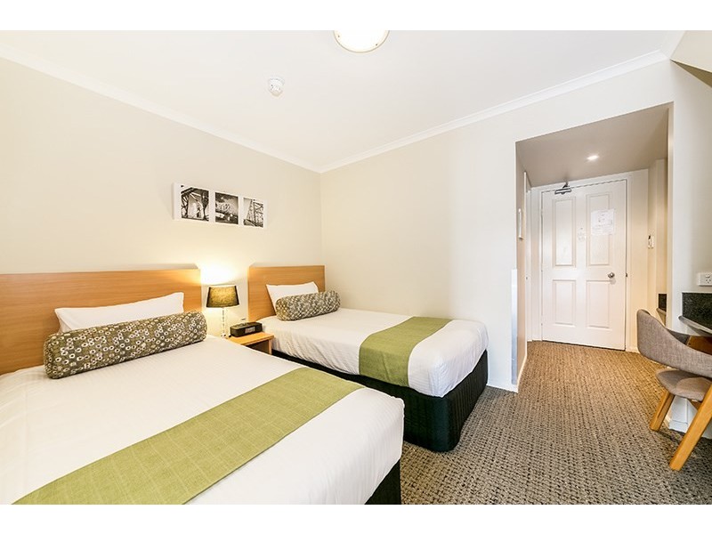 342/85 Deakin Street, Kangaroo Point QLD 4169