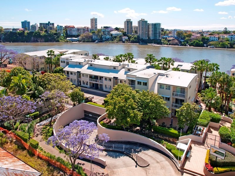 55 Baildon Street, Kangaroo Point QLD 4169