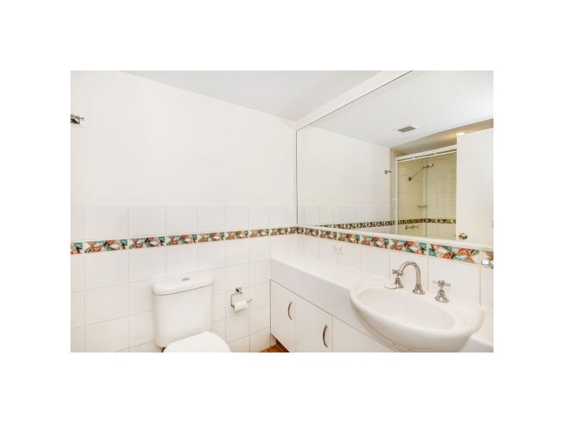 55 Baildon Street, Kangaroo Point QLD 4169